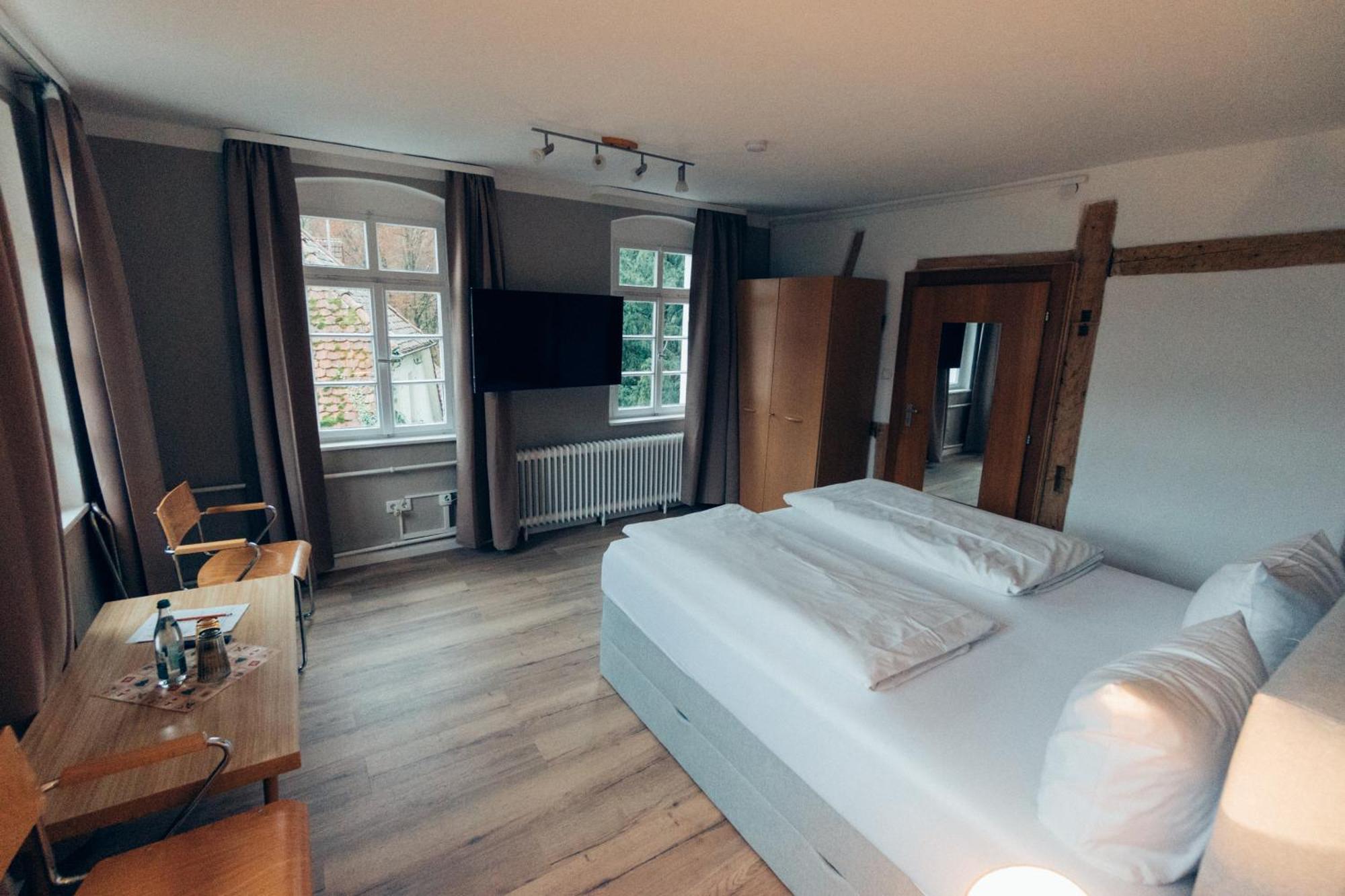 Gasthof Hotel Zur Post Egloffstein Extérieur photo