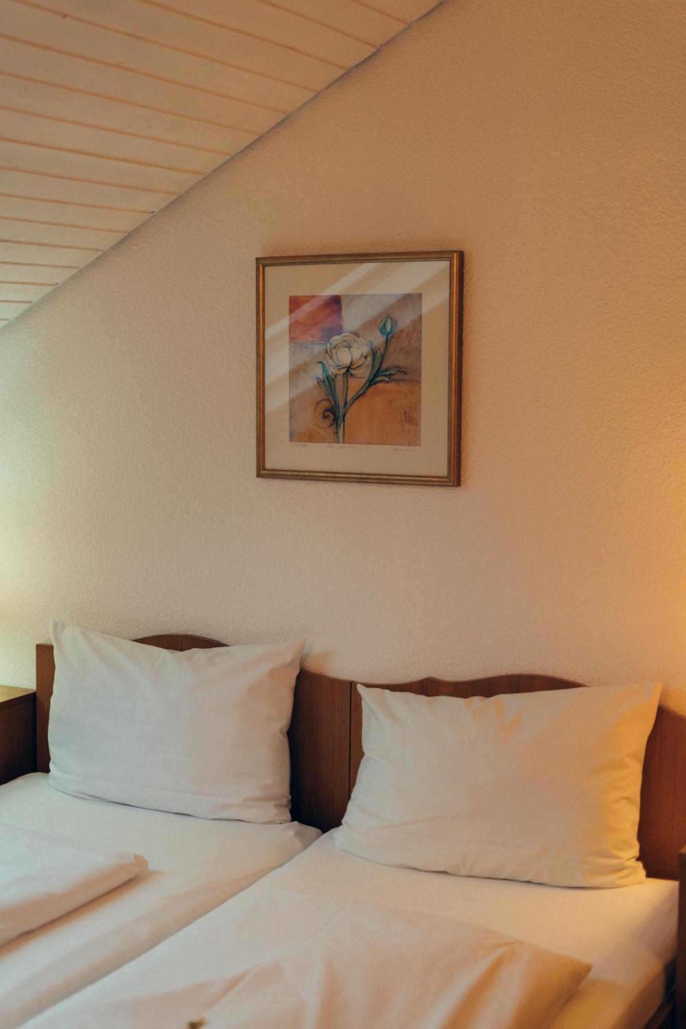 Gasthof Hotel Zur Post Egloffstein Extérieur photo
