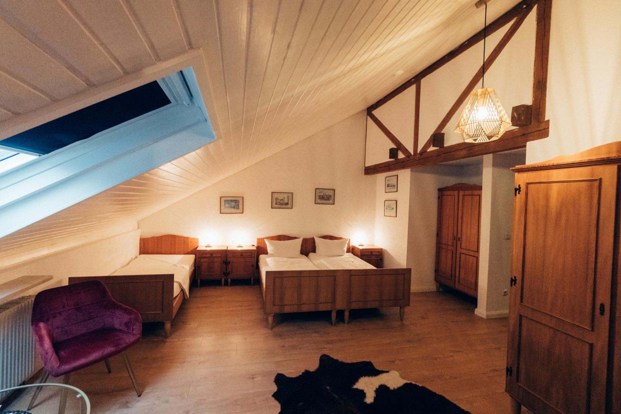 Gasthof Hotel Zur Post Egloffstein Extérieur photo