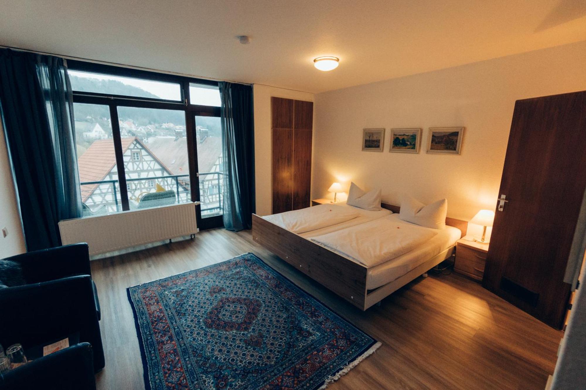 Gasthof Hotel Zur Post Egloffstein Extérieur photo