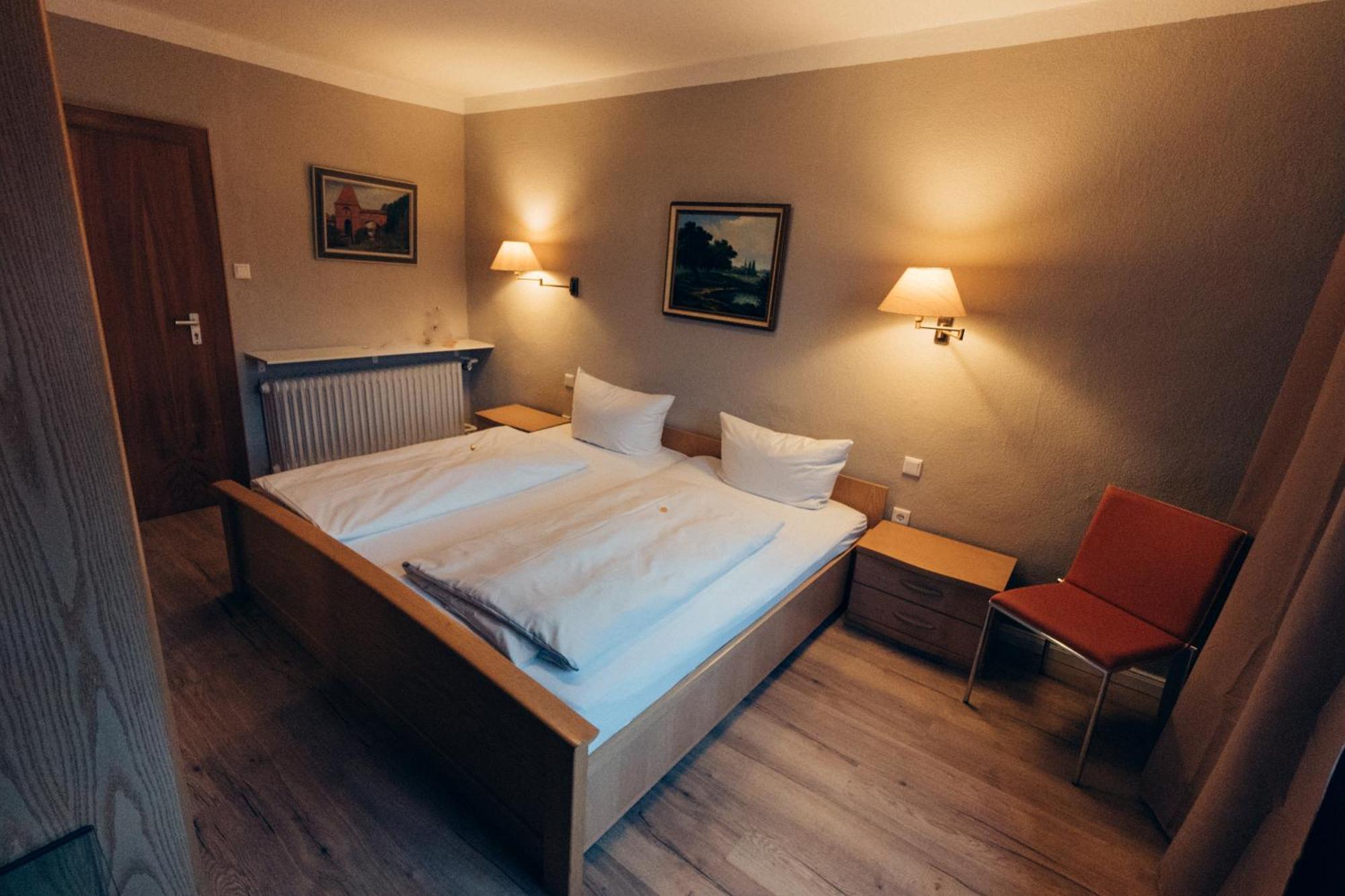 Gasthof Hotel Zur Post Egloffstein Extérieur photo